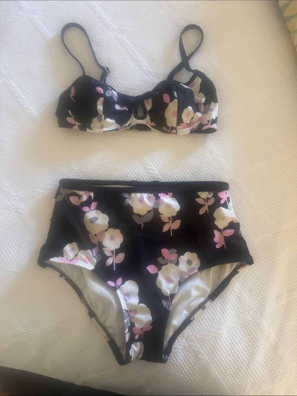 Kate Spade Floral High-Waist Bikini Set Black Pink & Cream Flowers small.